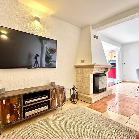 Apartment La Luzia - Cozy Retreat With Panoramic View *