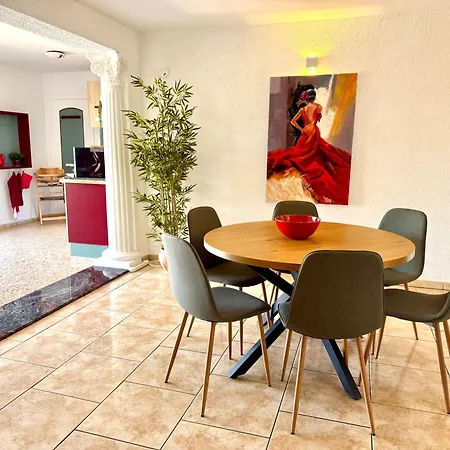 La Luzia - Cozy Retreat With Panoramic View Benidoleig